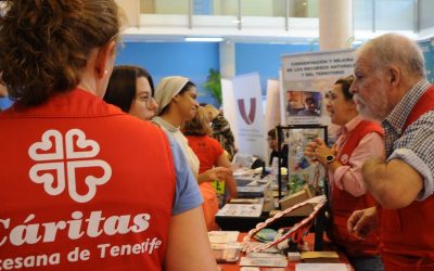 Casi un millar de hogares de Tenerife necesitan apoyo de Cáritas a pesar de que sus miembros sustentadores tienen empleo